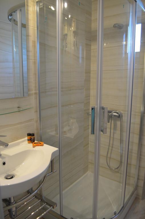 Ammos Apartments กลิฟา ภายนอก รูปภาพ